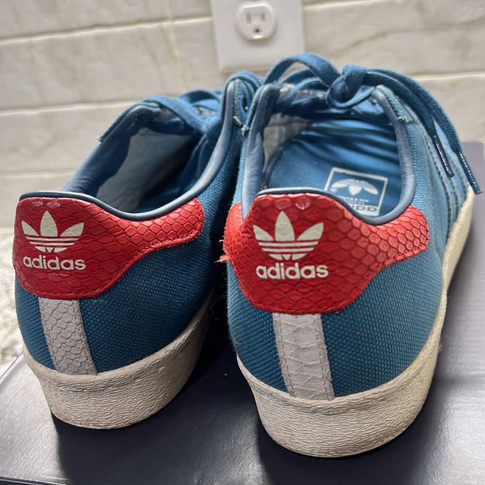 Adidas
